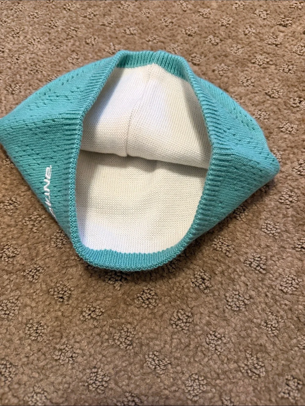 Dakine Mint Teal Knit Beanie